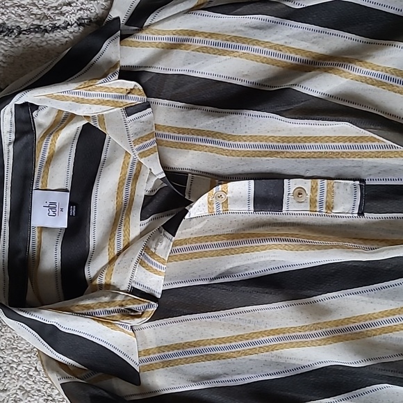 Cabi Long Sleeve - Picture 2 of 2